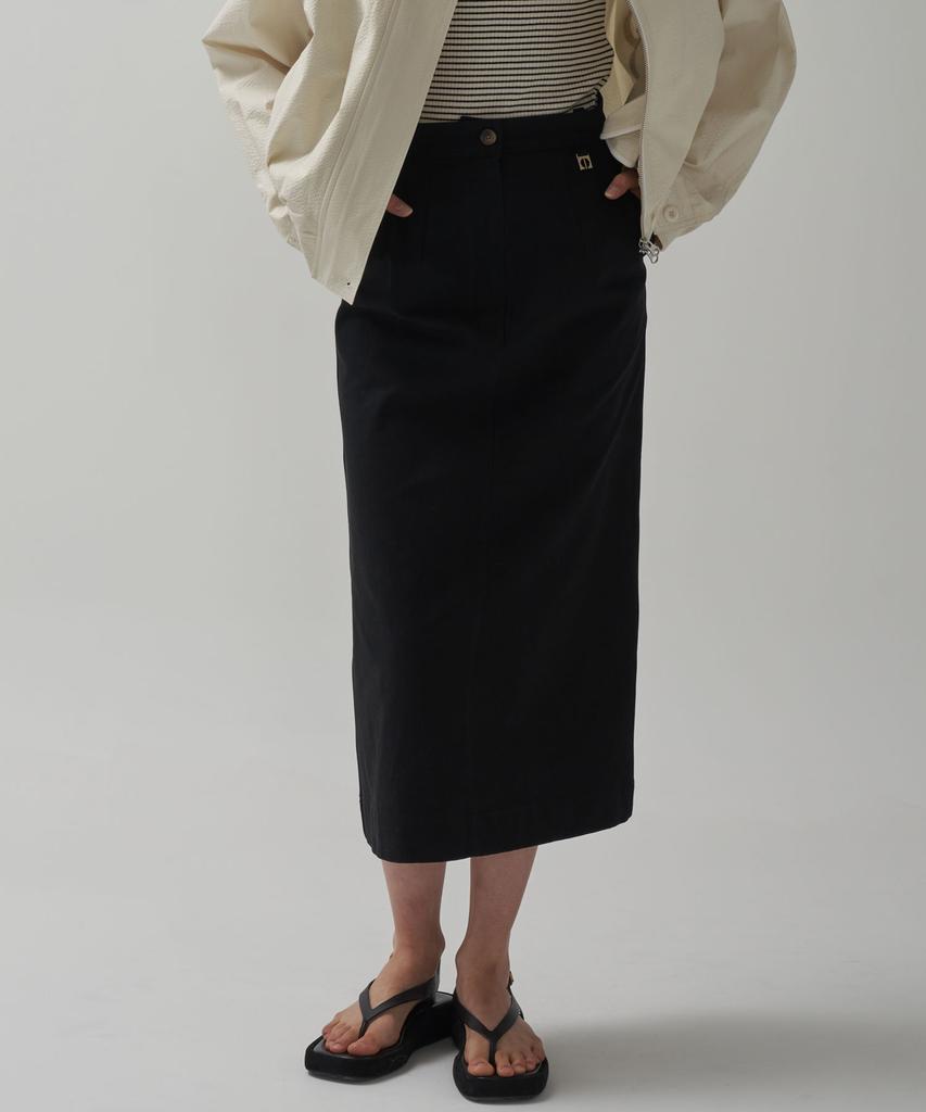 Mot Button Slit Long Skirt-Black