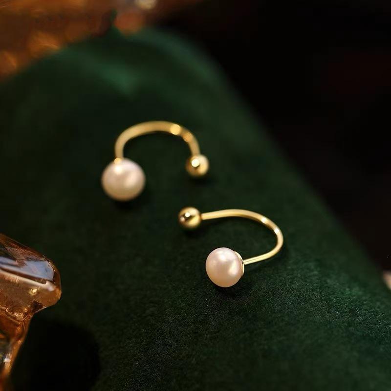 2024 Luxury Pearl Stud Earrings - 925 Sterling Silver Needle Women's High-End Style