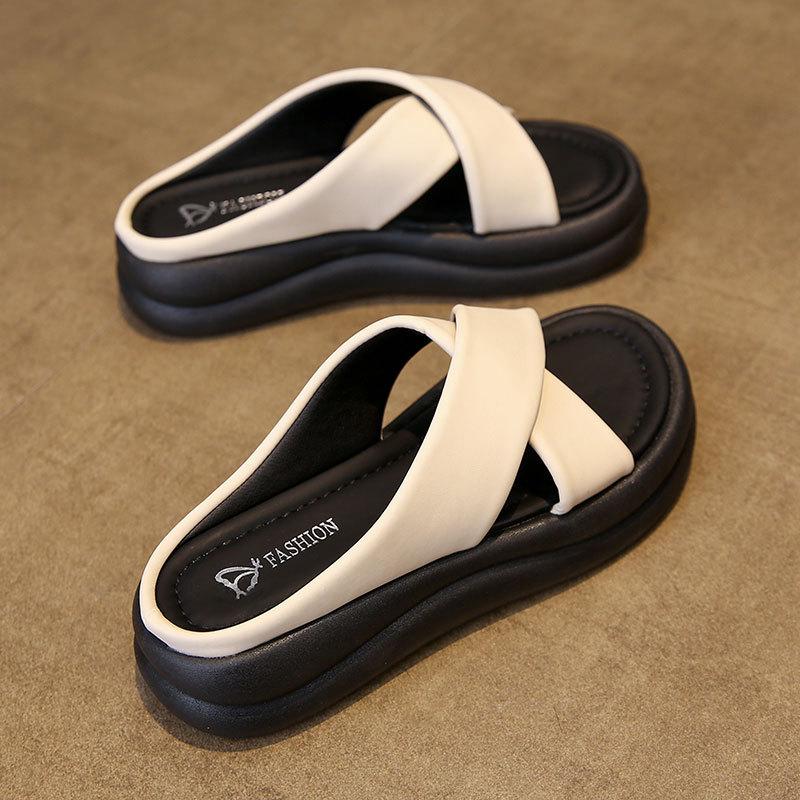 

2025 крутые тапочки женские новые весенне-летние для улицы модные мягкая подошва с юбкой высококлассные не утомляющие ногу тапочки 41