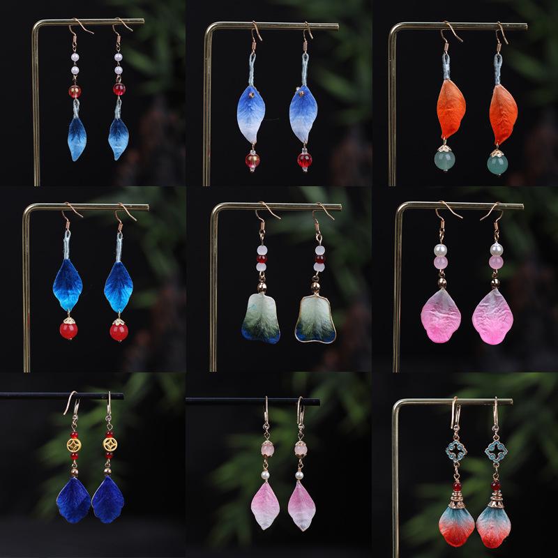 Ronghua Handmade Earrings: Intangible Cultural Heritage, Suitable for Daily Wear with Hanfu or Qipao.