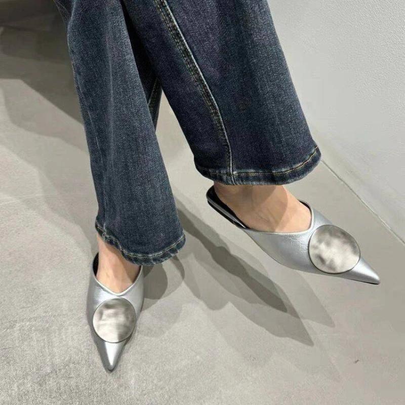 New design women's luxury moccasins fashion pointed toe loafers ladies 2025 spring black ballet flats women's sandals