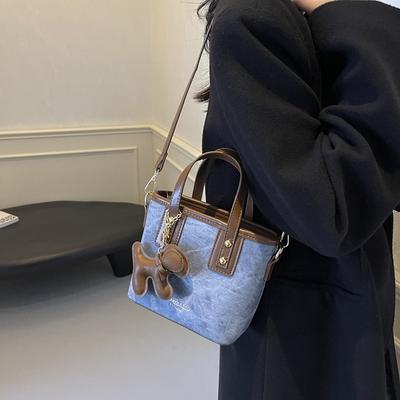 Premium Small Bag Women's New Versatile Handbag Niche Retro Messenger Bucket Bag