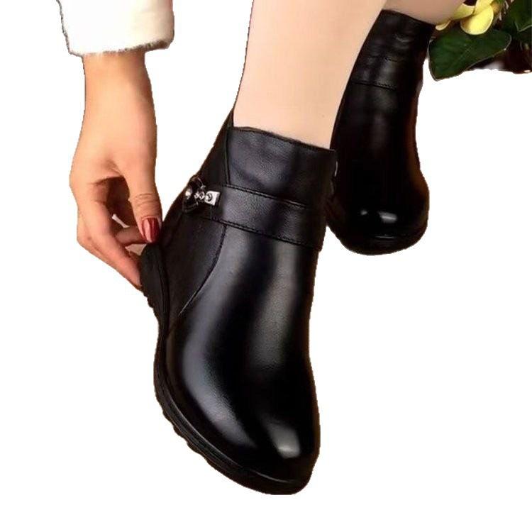 Snow boots soft leather velvet warm short boots winter new non-slip soft-soled cotton shoes