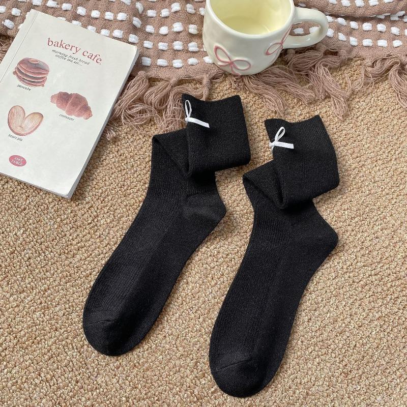 

Women s Winter Cashmere Calf Socks and Autumn and Winter Thick Warm Double-needle Pile Socks 1 pair