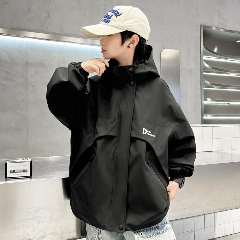 

Модное детское пальто Hardshell для мальчиков, весна и осень 2025 г., модное тренчкотное пальто с капюшоном для мальчиков 120cm чёрный