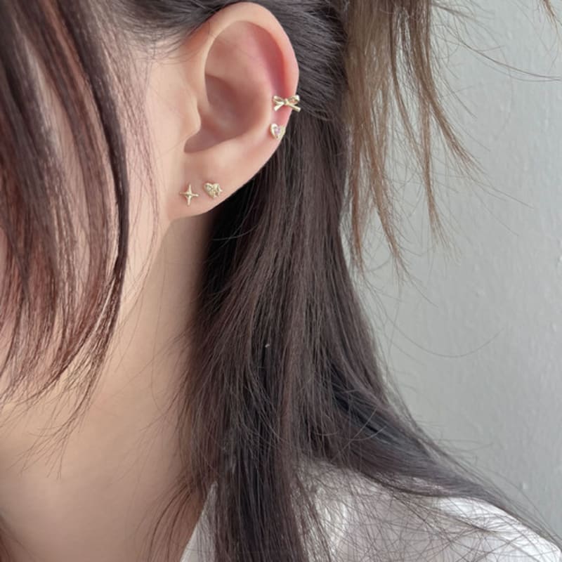 Youngglow 14k Heart Twinkle Piercing