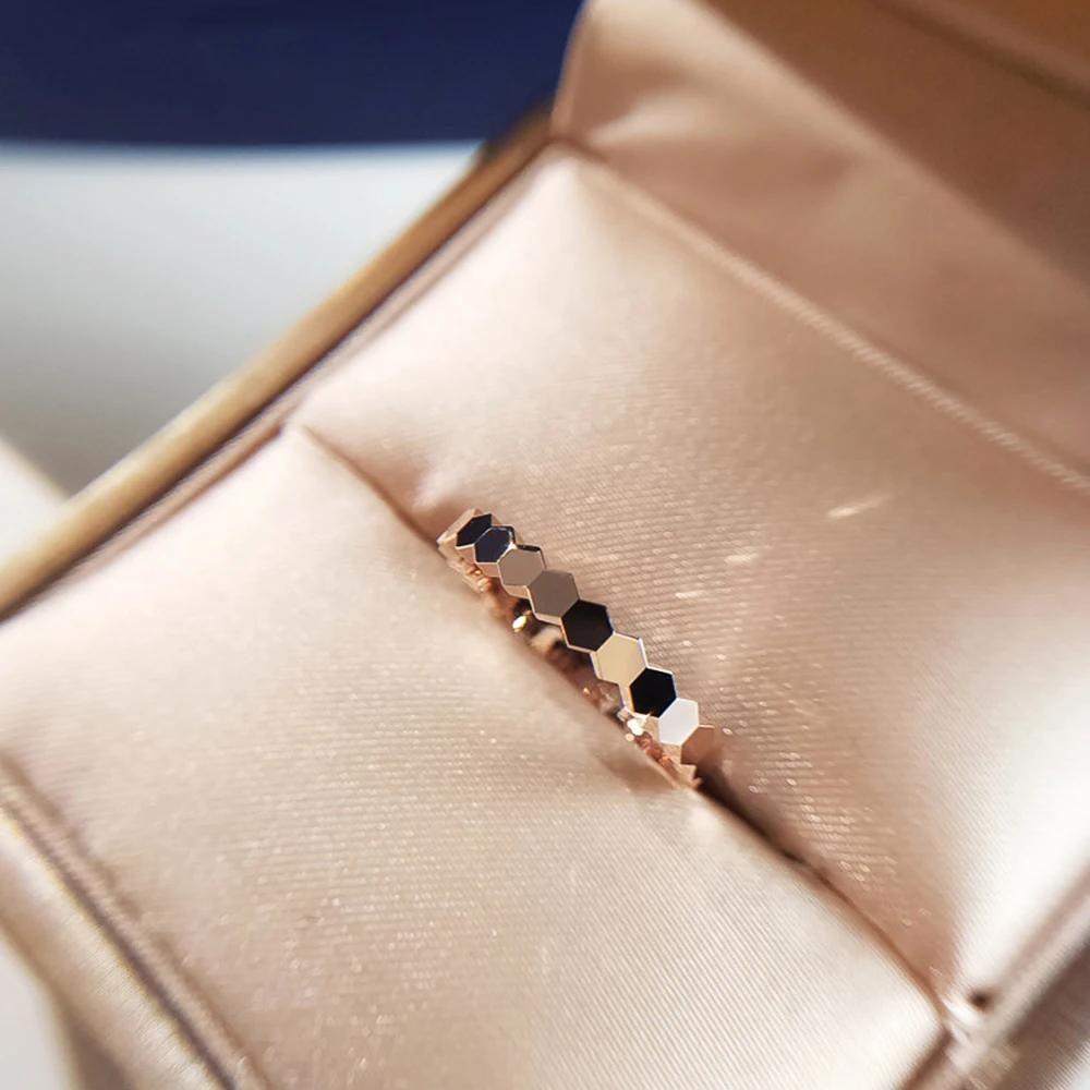 Huitan Fashion Simple Design Women Rings For Wedding Low-key Rose Gold Color/ Color Female Engagement Finger-ring Jewelry