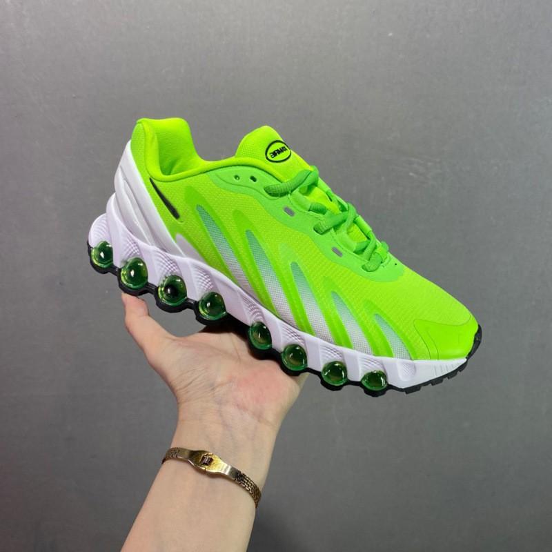 Men Women Running Shoes Lightweight Breathable Flyknit Upper Full Length Air Cushion Comfort Walking Sneakers