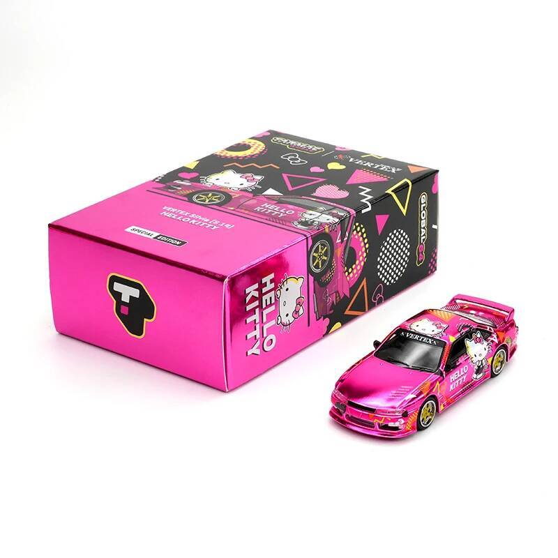 

Tarmac Works 1:64 APA XPO FOSHAN VERTEX Silvia S14 Hello Kitty Pink Chrome Diecast Car Model Collection Toys TW