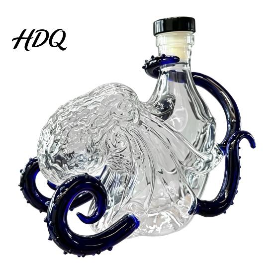 Whiskey Bottle Decanter with Octopus Design Glass Wine Bottle Sealing Preserves Aroma Handmade And Flavor Beverage Container Gift for Men