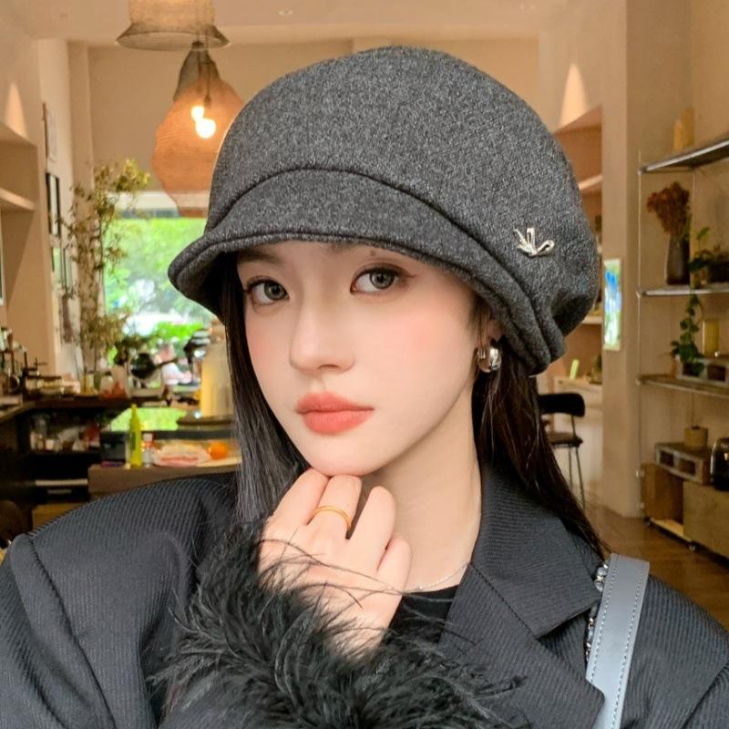 New retro temperament warm cap versatile plain hat autumn and winter fashion women's hat spot