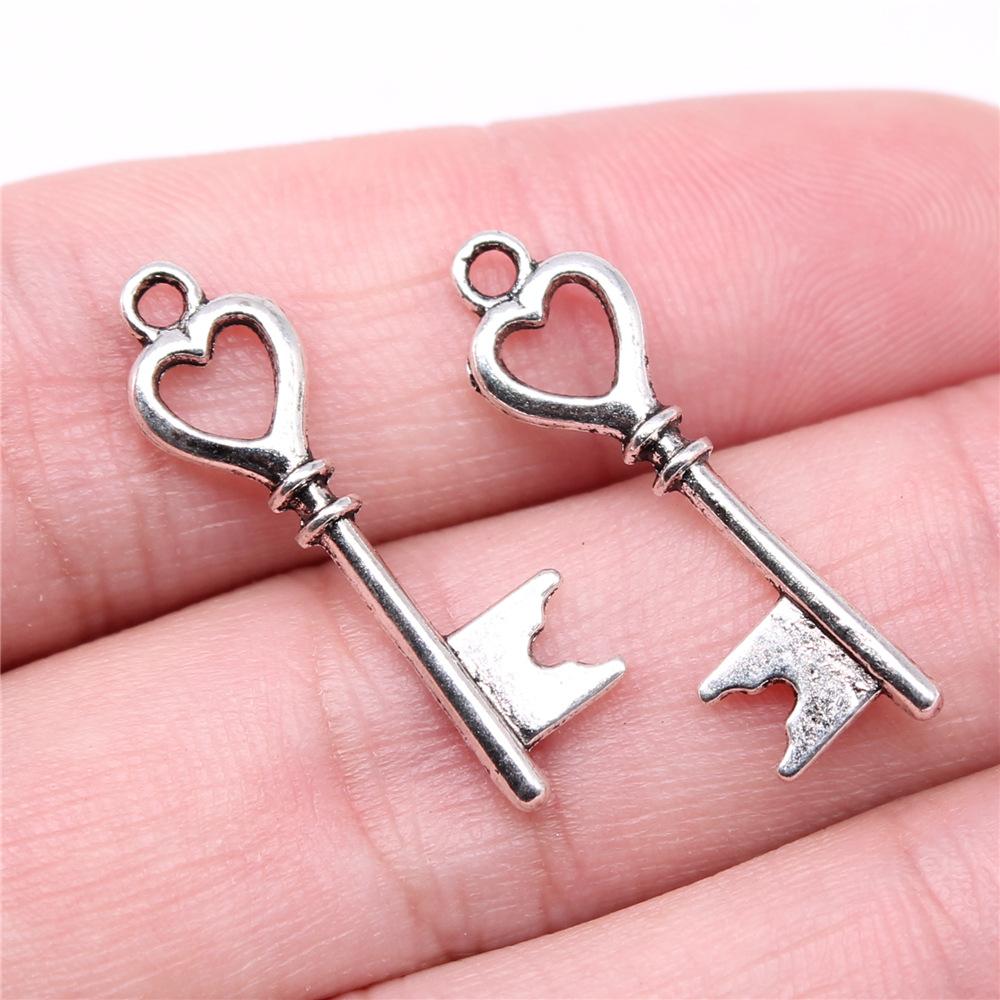 20pcs Key Charms Pendant Antique Silver Color Vintage Key Charm Pendants Jewelry Accessories DIY Retro Key Charms