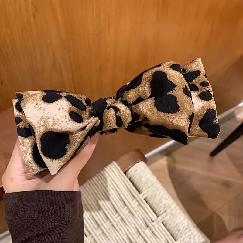 1pc Retro Leopard Print Butterfly Bow Fabric Shark Clip Hair Claw Cute Animal Print Hair Accessory Shark Hair Clip, Ponytail Styling
