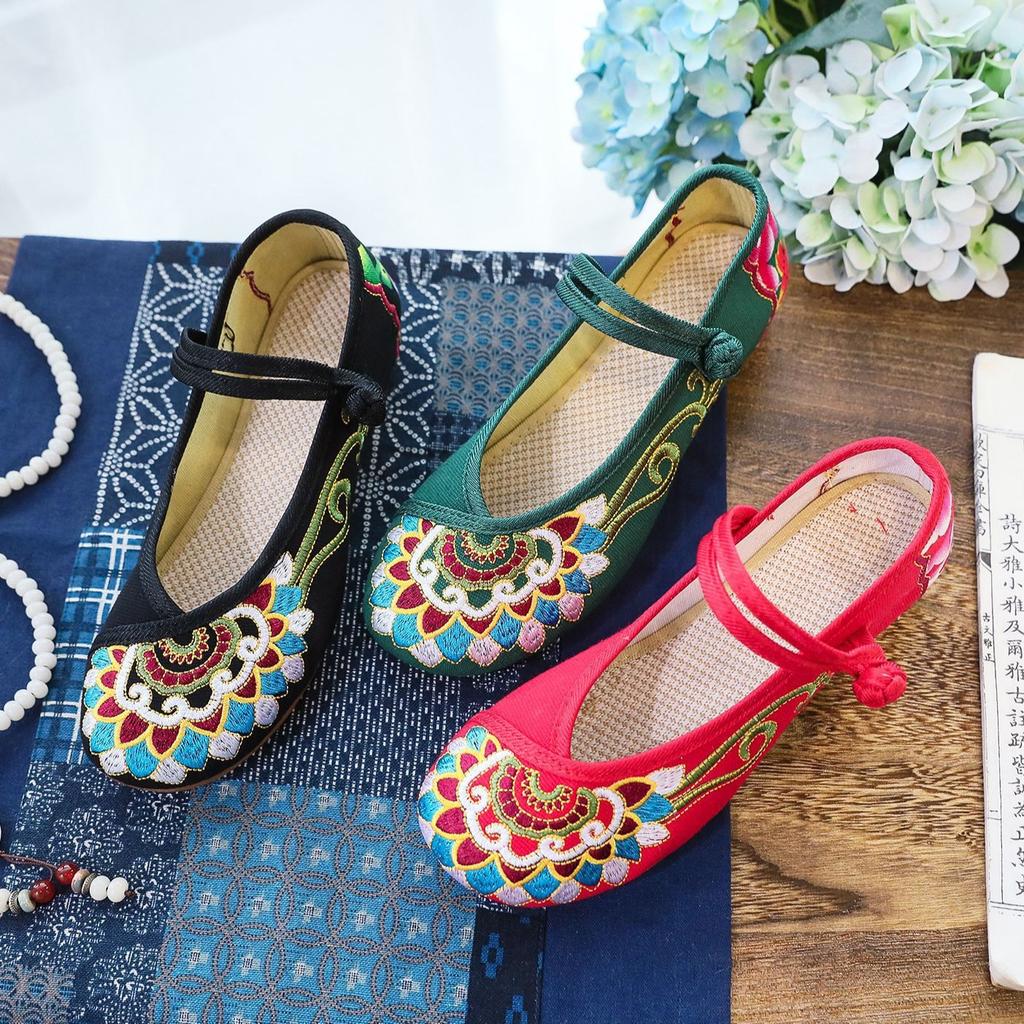 Ethnic Style, National Style Canvas Embroidered Cloth Shoes, Women's Shoes, Single Shoes One-word Buckle Low-heeled Mother Shoes