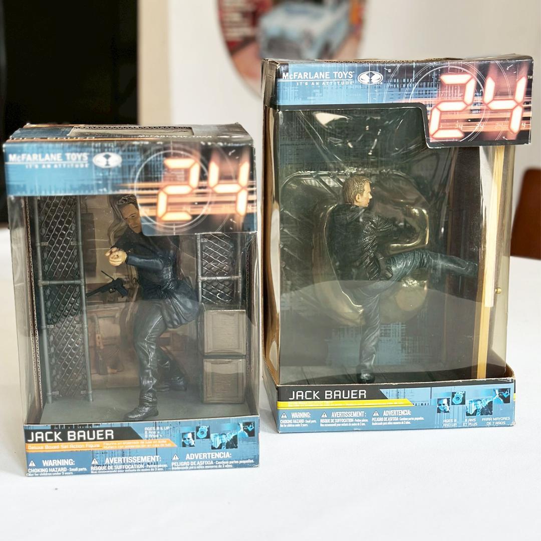 

[Б/У] 24 - ДВАДЦАТЬ ЧЕТЫРЕ - Набор фигурок Джека Бауэра из 2 штук