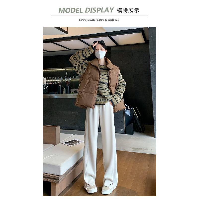 Pantalon droit en molleton à chevrons avec une fourche basse épaisse