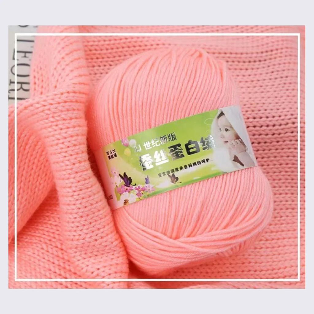 50g Silk Protein Villus Yarn Soft Worsted Hand Knitting Thread 60%Silk Protein 30%Wool 10%Cashmere Skin Friendly Yarn 110m/120yd
