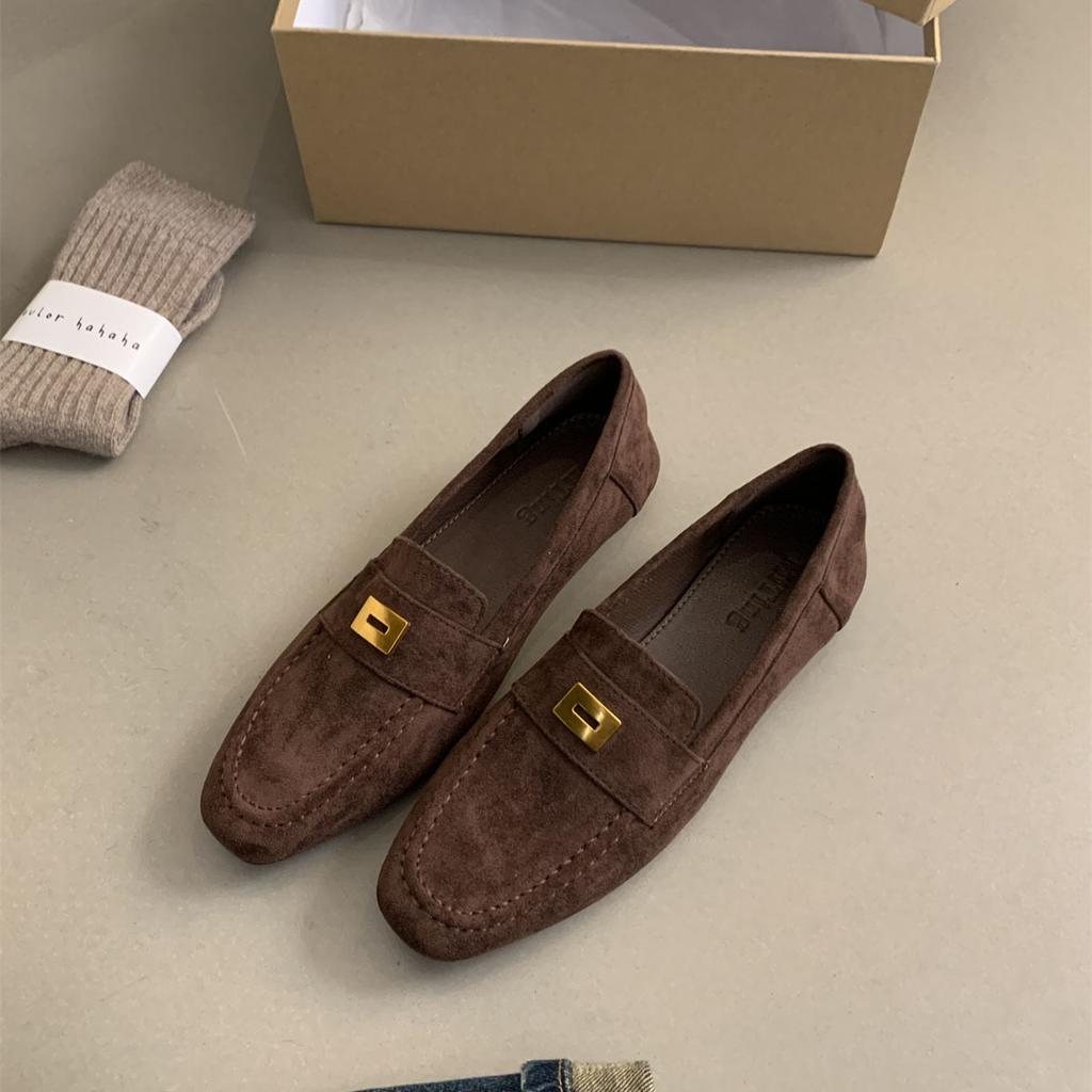 Kwaliteit Suède Leren Loafers Dames Platte Casual Schoenen Leer Metalen Decor Instap Muiltjes Lente Zomer Loop Schoenen Vrouw