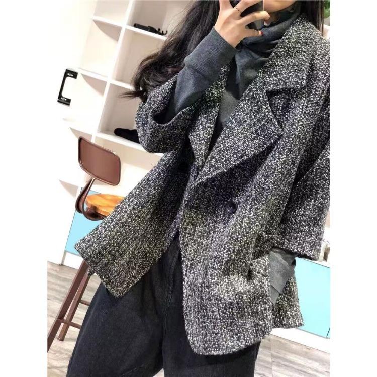 Fashionable Hong Kong Style Woolen Coat for Autumn and Winter, Loose-Fitting with Suit Collar Knitted Overcoat