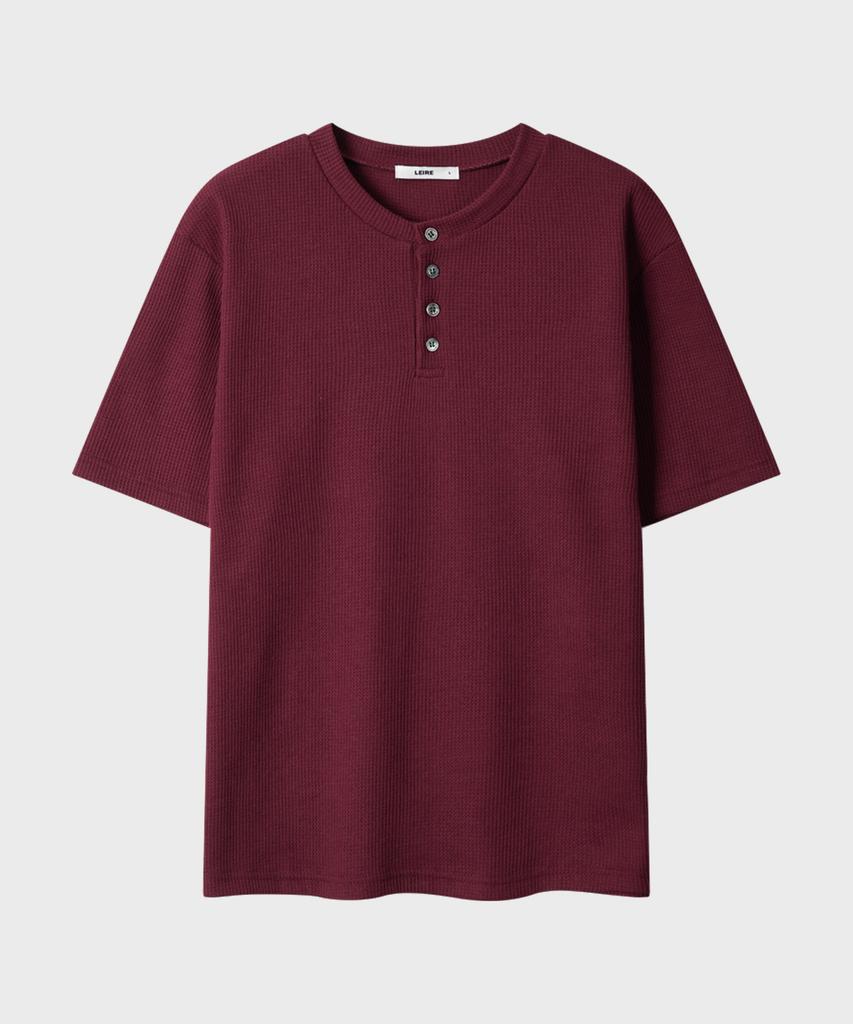 LEIRE Waffle Henley Neck Semi-Crop T-Shirt [Burgundy]