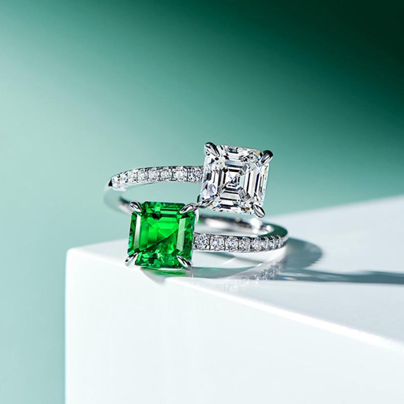 Huitan New Style Adjustable Ring with Bright Princess Square CZ Female Engagement Party Accessories Fashion Design Zircon Gift