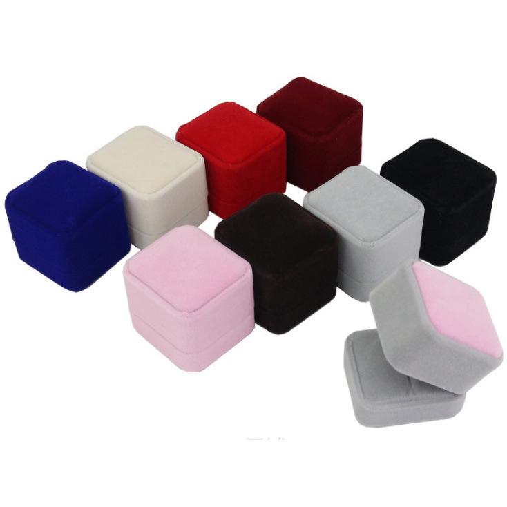 Velvet Jewelry Box for Rings, Earrings, and Pendants - Elegant Gift Packaging