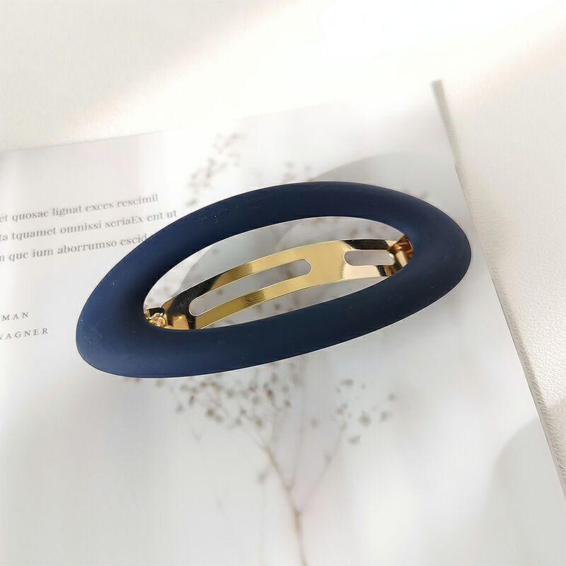 

Minimalist Frosted Spring Hair Clip for Girls - Versatile & Stylish Korean Side Barrette