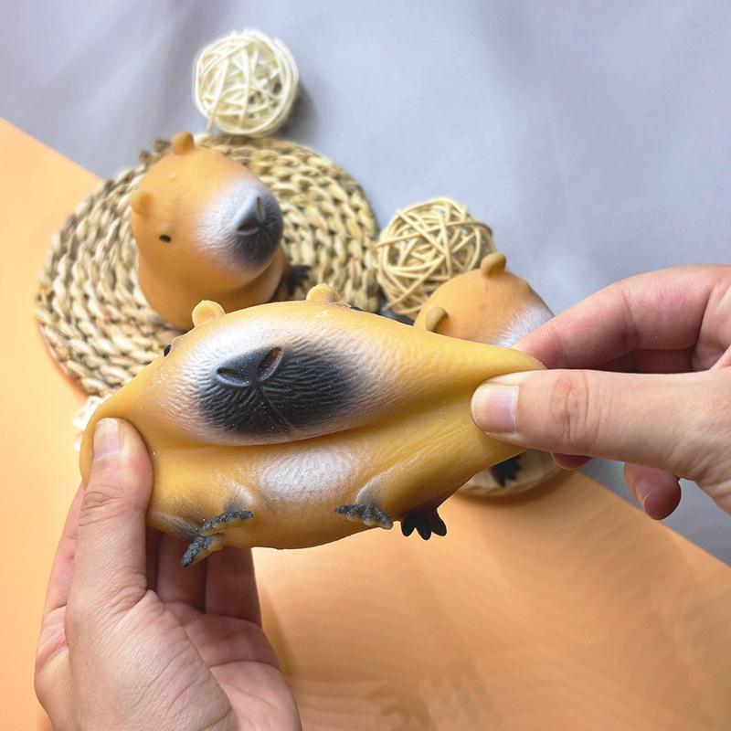Capybara Relax Squeeze Toy TPR Novelty Cartoon Animal Anti Stress Relief Funny Creative Fidget Decompression Pinch Toy for Kid