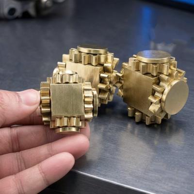 Manual Rotator Metal EDC Fingertip Gyroscope Copper 4 Gear Linkage Cube Fidget Toy Adult Decompression Antistress Fun Tool