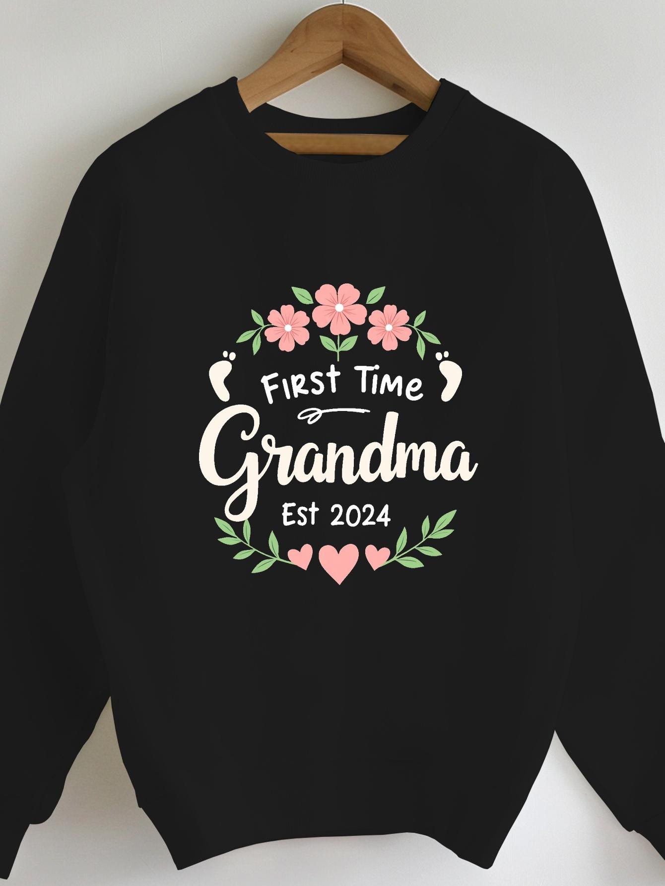 

Толстовки женские «Первый раз бабушка Эст 2024» S