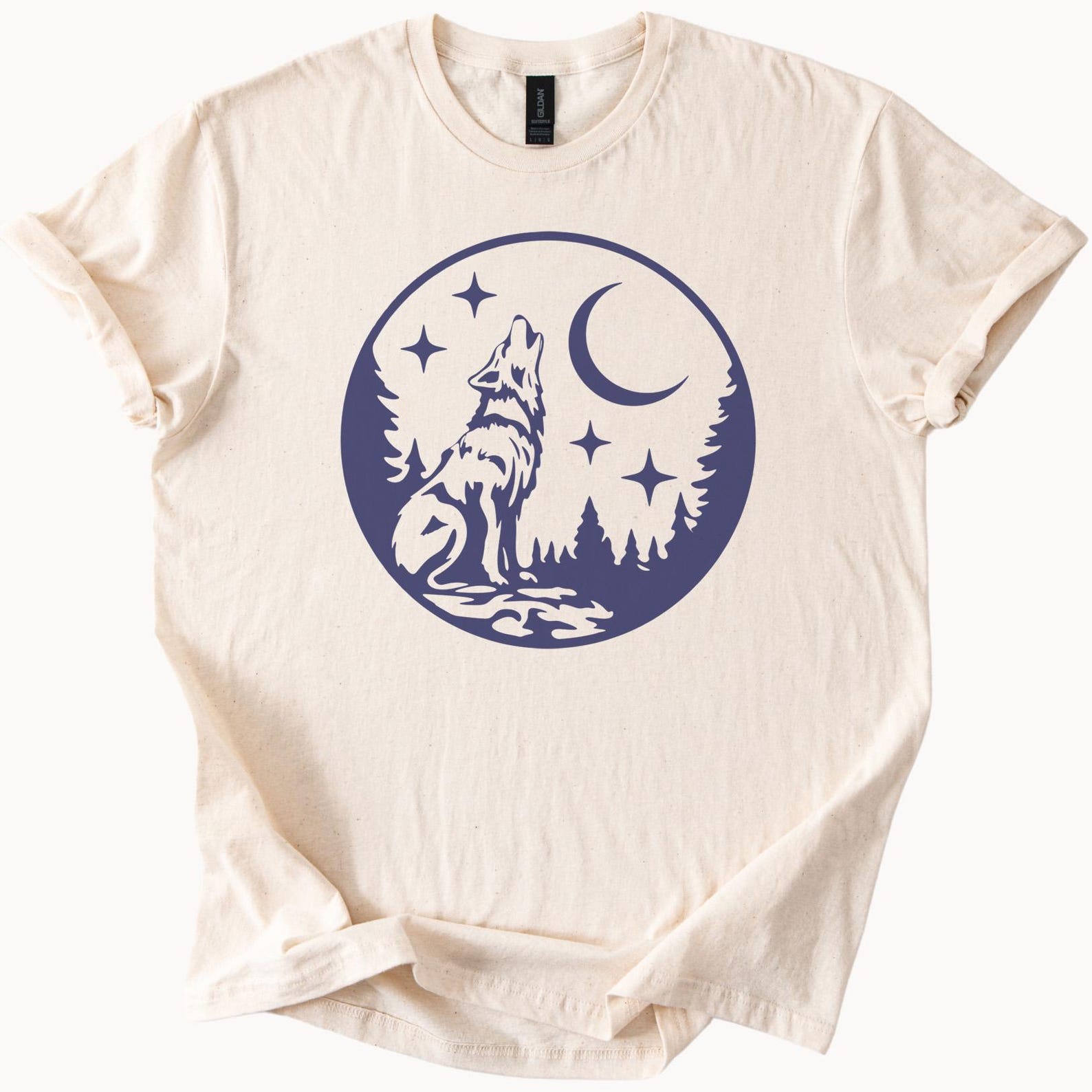 Wolf Howling at Moon Graphic Tee Nature Mountain Forest Nightsky T Shirt Wilderness Animal Lover Cool Outdoors Hiking Gift Top 130