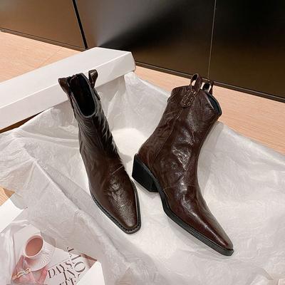 Kleine kurze Stiefel Damen 2025 neue Martin-Stiefel V-Ausschnitt nackte Stiefel spitz zulaufend Mode braun dicker Absatz Western-Cowboystiefel Damen