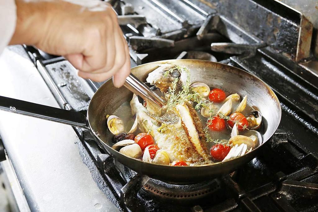 EBM Iron Frying Pan 34cm