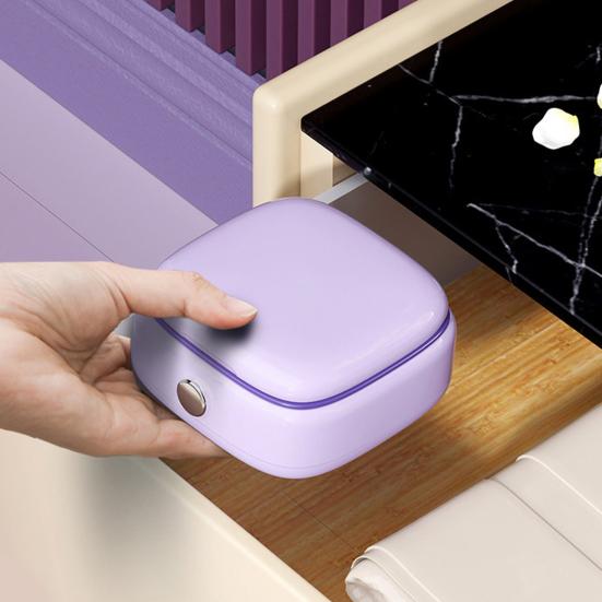 1 Set Magnetic Sewing Box with 20 Needles 16 Thread Scissors Tape Thimble Needle Threader Portable Travel Sewing Tools