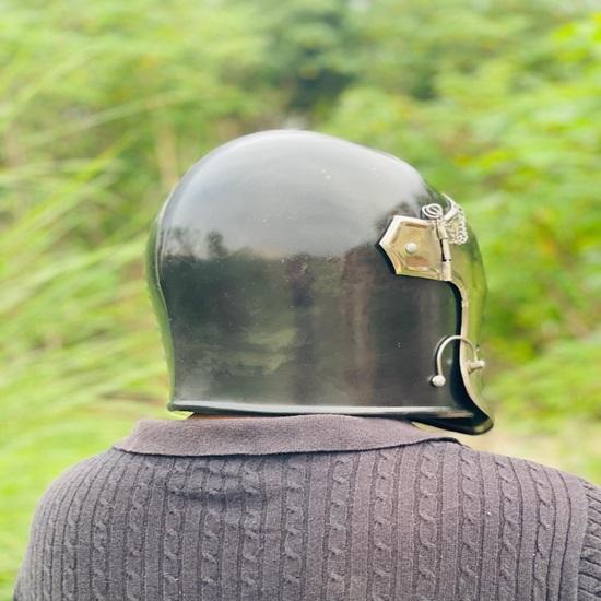 Silver Black Barbuta Helmet 18g Mild Steel Visored Helmet for LARP, Cosplay  Halloween Costume  Warrior Helmet ~ Best Gift