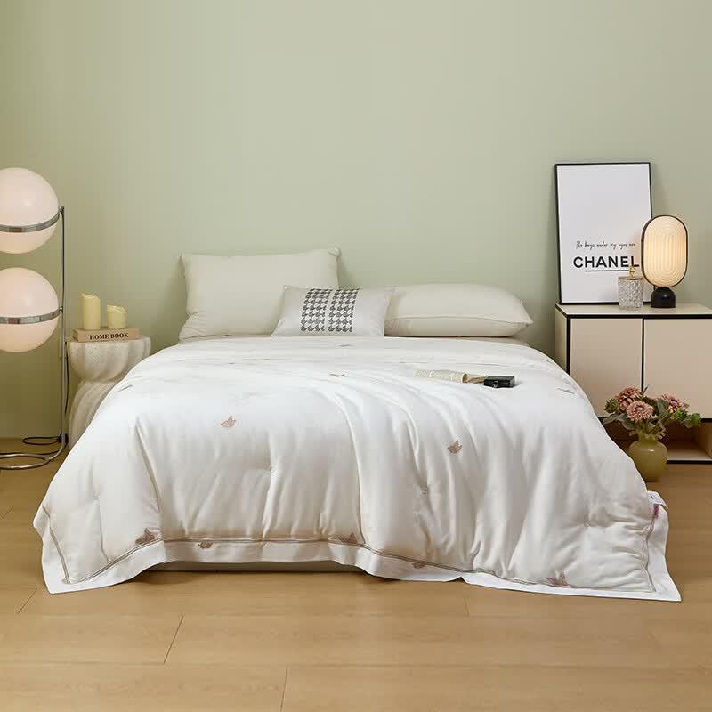 MINISO Modal Cut-out Mulberry Silk Quilt