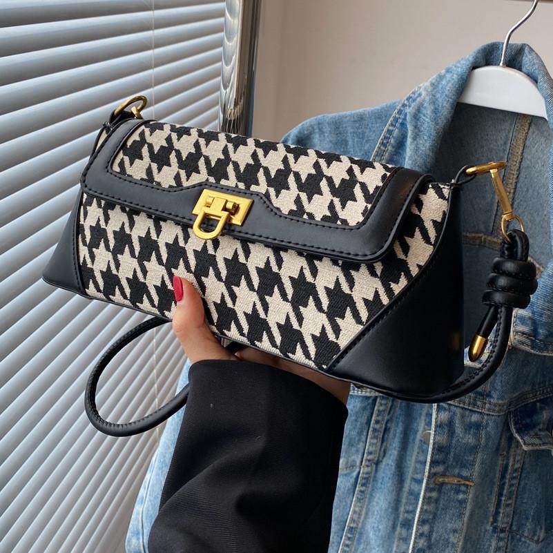 Small Black Shoulder Bag With Chic Houndstooth Pattern For Women s Urban Style чёрный