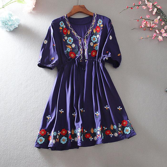 Пасторальное Ретро Вышитое Цветочное Платье с V-образным вырезом и оборками Medium синий