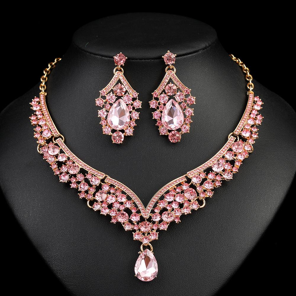 Vintage Jewelry Exaggerated Necklace Set Luxury Crystal Jewelry Banquet Dress Accessories