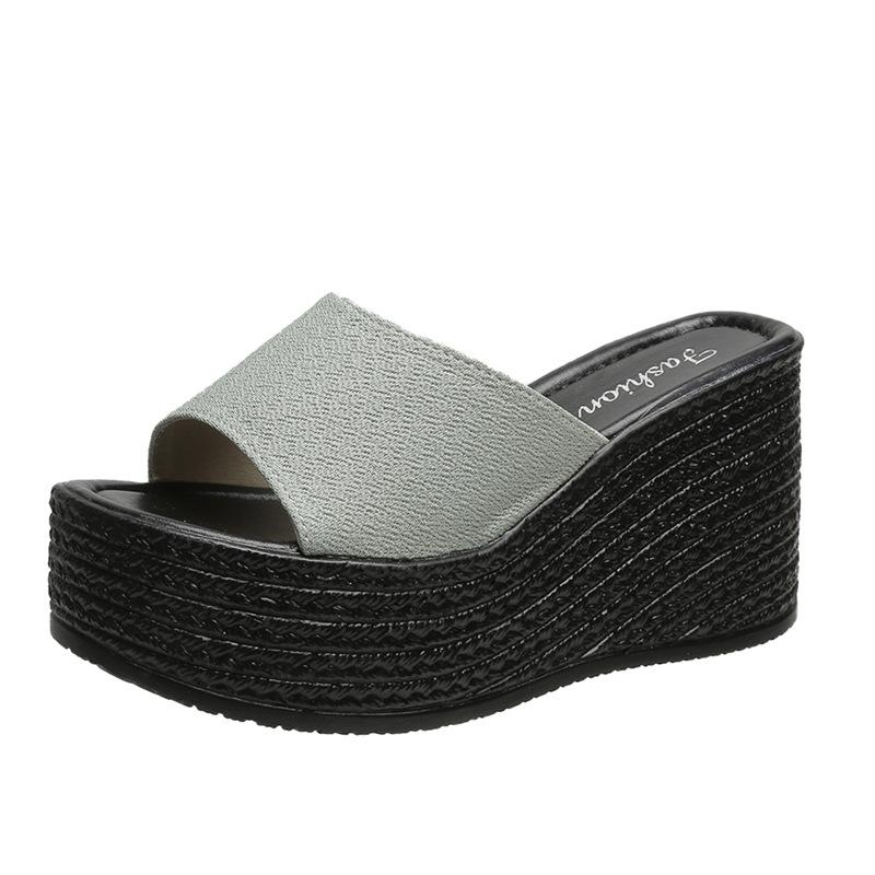 Sponge Cake, Thick Bottom Slope and Fish Mouth Breathable One-word Beach Sandals