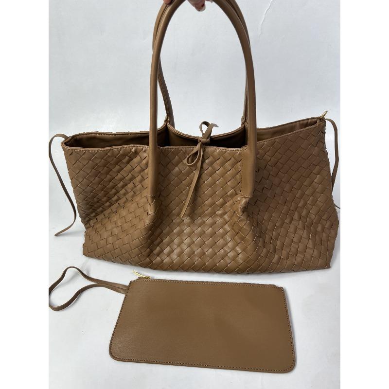 Frühlings- und Sommer-Neuheiten gewebte Damenhandtaschen, hochwertige tragbare Schultertaschen, geräumige Handtaschen für Pendler