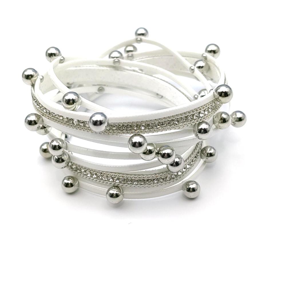 Trendiges europäisches & amerikanisches mehrlagiges Perlen-Lederarmband mit Magnetverschluss für Damen