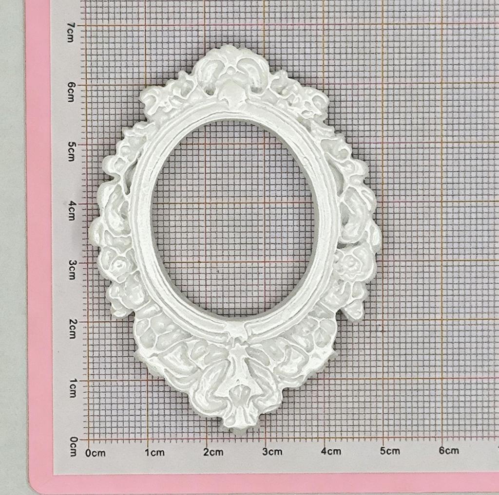 Baroque Cream Resin Photo Frame - Mini Retro DIY Handmade Decorative Ornament