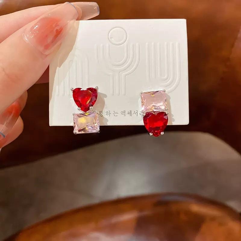 Cercei Festivi Roșii Ankola: Stil Retro la Modă pentru Celebrațiile Anului Nou Chinezesc 2025 pentru Femei.