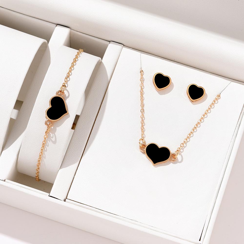 4 Piece Set Of Four Color Matching Love Zircon Fashionable Elegant Creative Exquisite Necklace Bracelet Earring Combination Set