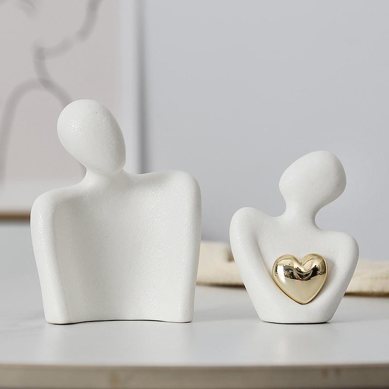 Nordic Abstract Couple Statue Simple Character Sculpture Couple Hug Art Decoration Ceramic Crafts Ornaments