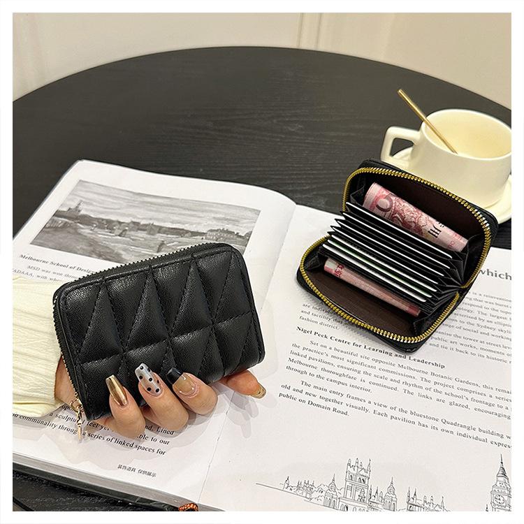 Lamb pattern organ card bag, women's multi-card position anti-theft brush, anti-degaussing bank card jacket, high-end exquisite card bag.