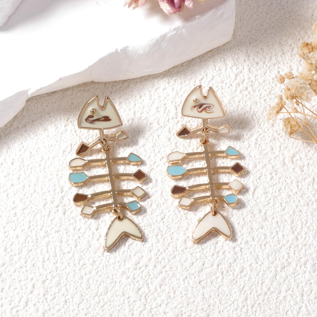 Ocean vacation style unique personality dripping alloy fish skeleton earrings niche versatile fashion simple women's models
