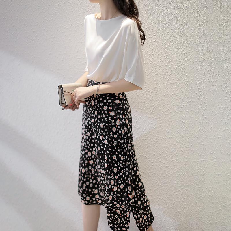 Korean Style Satin Three-Quarter Sleeve Women's Slimming Top