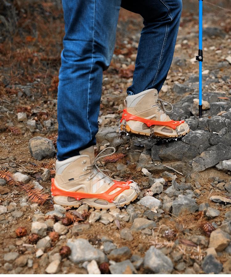 13-Zahn Schneekrallen Steigeisen aus Edelstahl: Verstärkte Anti-Rutsch-Ketten für Eisklettern